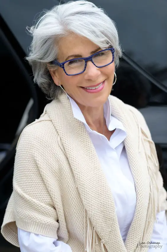 9 Most Beautiful Short Hairstyles For Women With Grey Hair And Glasses 
