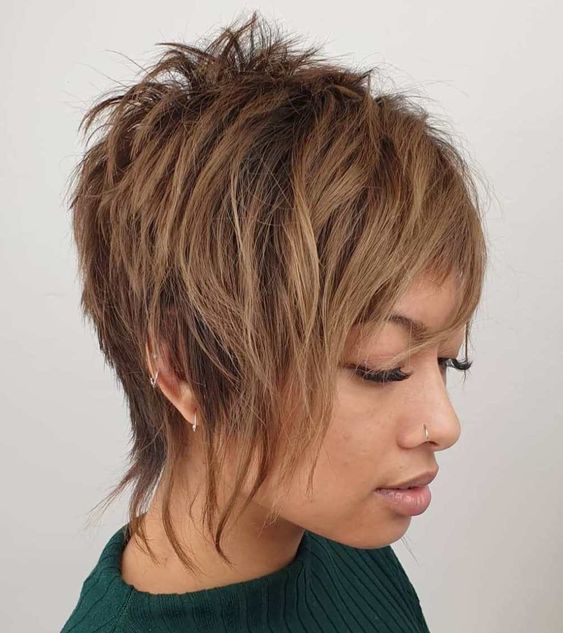 20 Trendy Short Choppy Hairstyles that You Should Try in 2022 Shaggy-mullet