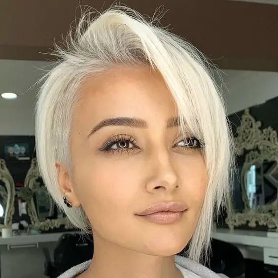 100 Stylish and Easy Short Hairstyle Ideas for Women to Try in 2022 Asymmetrical-bob-with-undercut-4