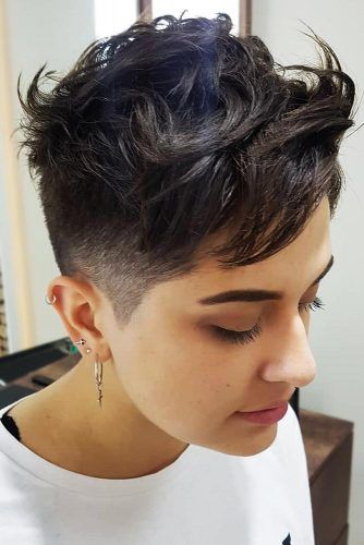 100 Stylish and Easy Short Hairstyle Ideas for Women to Try in 2022 Fade-haircut-with-spiky-on-top-1