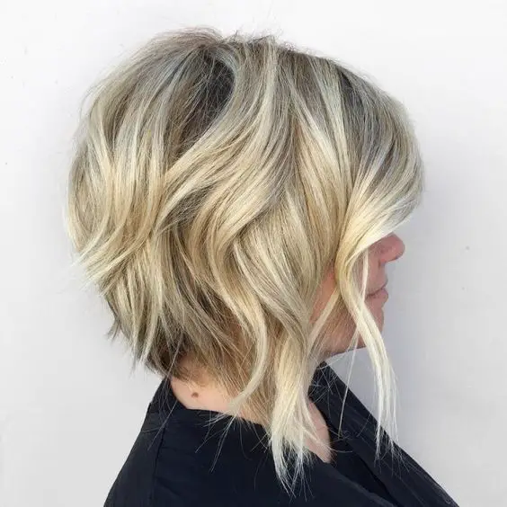 100 Stylish and Easy Short Hairstyle Ideas for Women to Try in 2022 Shaggy-angled-bob-3