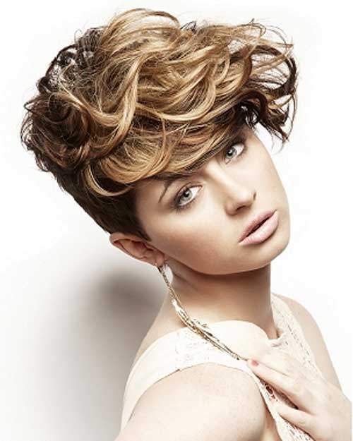 Cute Short Curly Haircuts for Beautiful Women Short-Curly-Blonde-Haircuts-2013