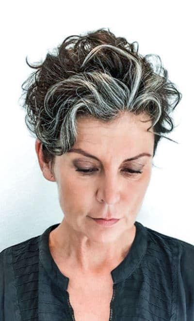 30 Beautiful Short Hairstyles for Gray Hair Over 60 (Update 2022) Curly-middle-part-hairstyle