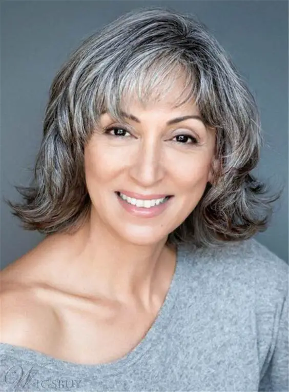 30 Beautiful Short Hairstyles for Gray Hair Over 60 (Update 2022) Rounded-bob-with-layers