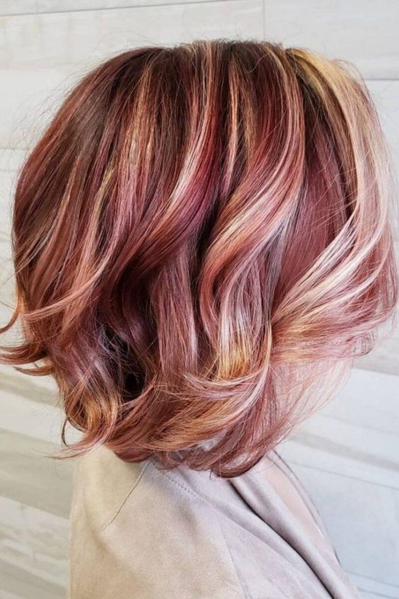 50 Hair Color Ideas for Women Over 40 (Updated 2022) 43.-Red-with-blonde-highlights
