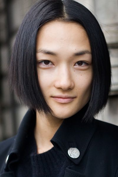 15 Easy Hairstyles for Asian Women (Updated 2022) Asian-inverted-bob