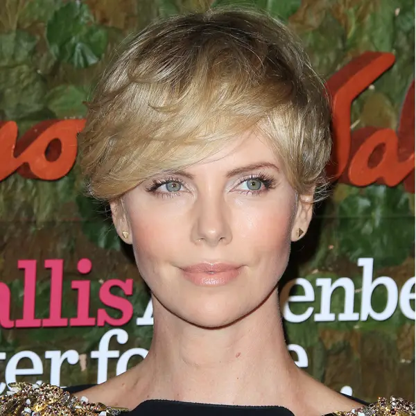 Charlize Theron cropped blonde Short Hairstyles