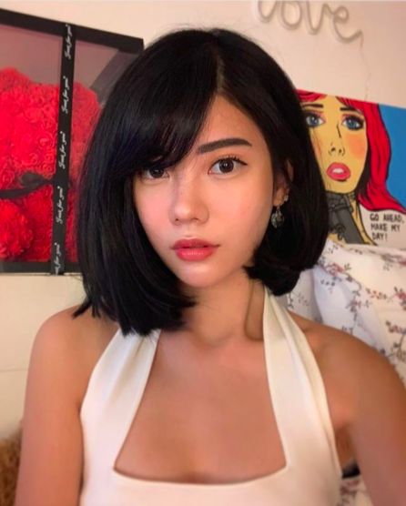 15 Easy Hairstyles for Asian Women (Updated 2022) Cute-bob-with-side-bangs