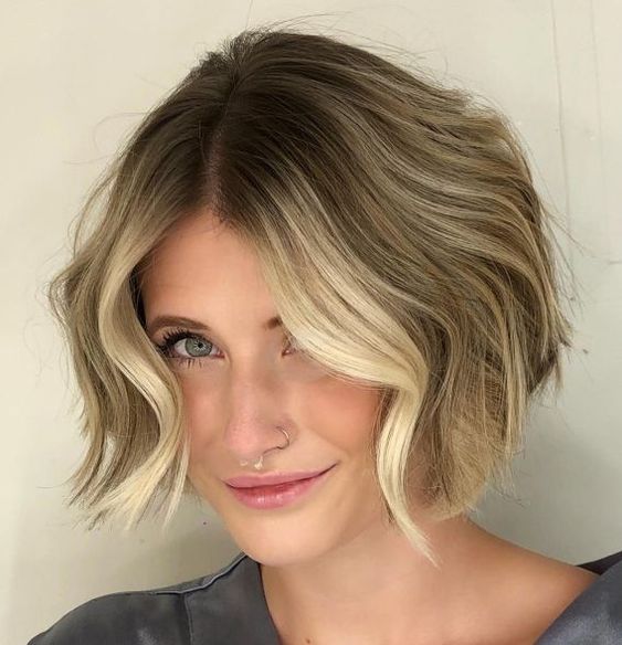 45 Flattering Short Blonde Hairstyles and Haircuts for Women in 2022 Gradient-Blonde-French-Bob