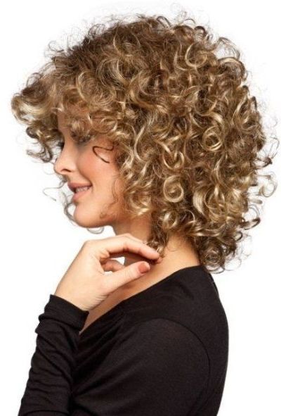 Voluminous perm hairstyles for women 4