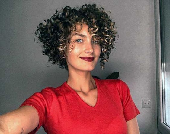34 Cute Short Hairstyles for Women with Curly Hair (Must Try in 2022) Very-short-curly-bob