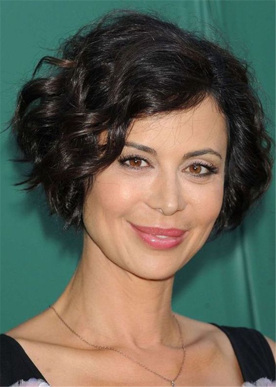 10 Very Short Curly Hairstyles for Women Over 50 (Updated 2022) Very-short-curly-side-angled-haircut