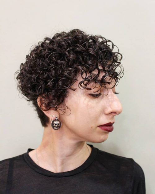 10 Very Short Curly Hairstyles for Women Over 50 (Updated 2022) Very-short-side-layered-curly-bangs