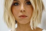 Blunt Bob With Face Framing Highlights