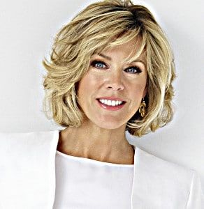 Modern Short Haircuts for Older Women that Look Astonishing (Updated 2022) Layered-messy-bob-hairstyles