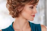 Perfect Short Shag Haircut Style For Women Over 50 1