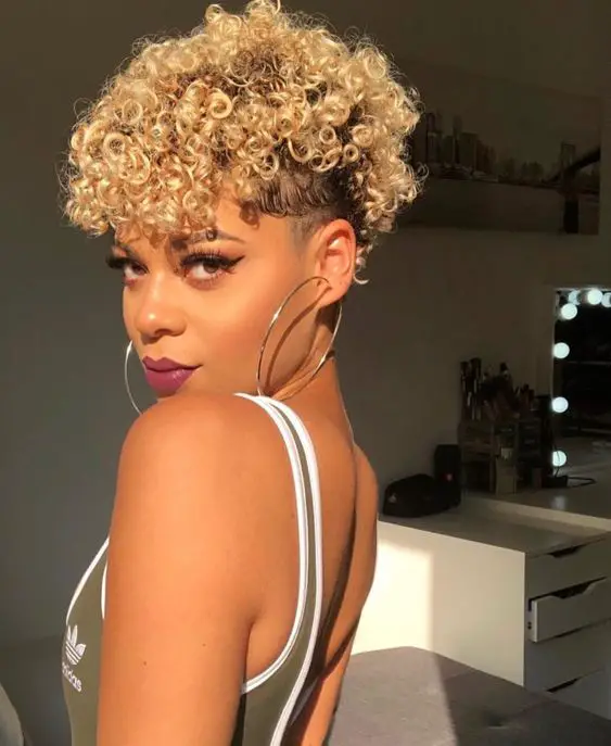 30 Classic Short Haircut Styles for Older Black Women (Update 2022) Curly-low-fade-haircut-2