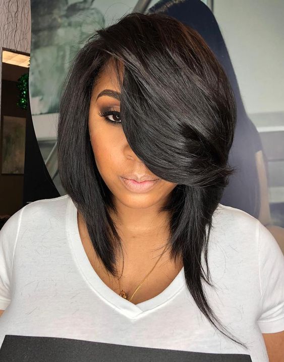 30 Classic Short Haircut Styles for Older Black Women (Update 2022) Feathered-natural-hair-2