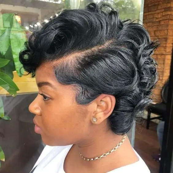 30 Classic Short Haircut Styles for Older Black Women (Update 2022) Permed-short-pixie-hairstyles-2