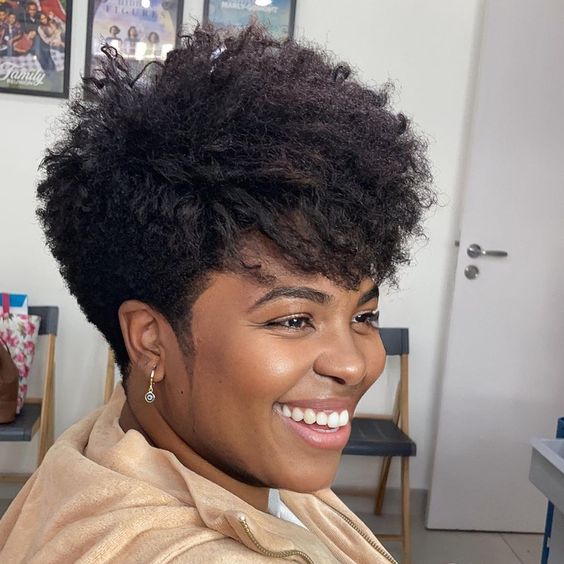 30 Classic Short Haircut Styles for Older Black Women (Update 2022) Tapered-curly-Afro-2