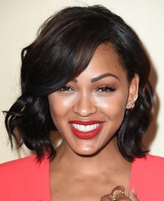 15 Short Wavy Hairstyles for Older African American Women (Updated 2022) Inverted-wavy-bob-hairstyle-e1628752921636