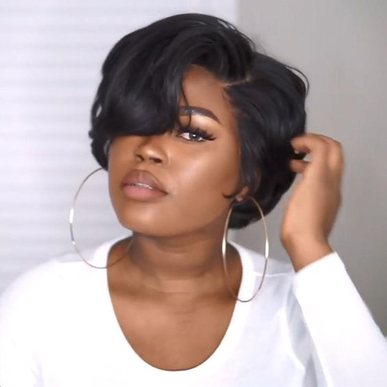 15 Short Wavy Hairstyles for Older African American Women (Updated 2022) Short-haircut-with-wavy-side-bangs