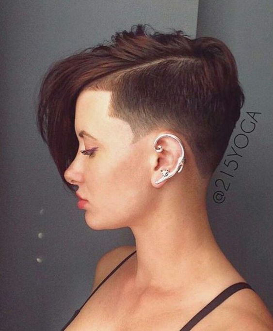 23 Excellent Short and Sassy Haircuts for Women Over 60 (Updated 2022 ...