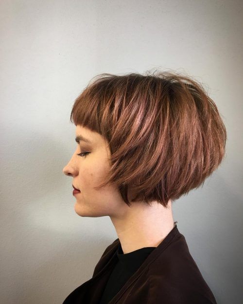 50 Layered Bob Haircuts with Bangs that You Should Try in 2022 6.-Short-stacked-bob-with-bangs