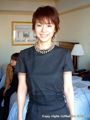 30 Attractive Short Hairstyles for Women Over 40 Years Old (Update 2021) Korean-wispy-bangs-2