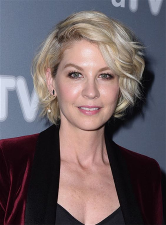 30 Attractive Short Hairstyles for Women Over 40 Years Old (Update 2022) Wavy-deep-side-part-pixie-cut-2