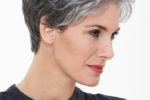 Beautiful Short Pixie Haircuts For Women With Gray Hair 6
