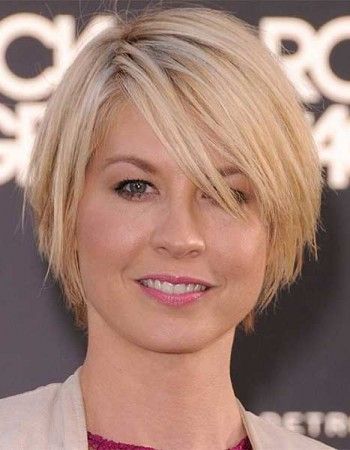Be Elegant and Beautiful with Fine Short Haircuts for Round Face fine-short-hair-round-face-9