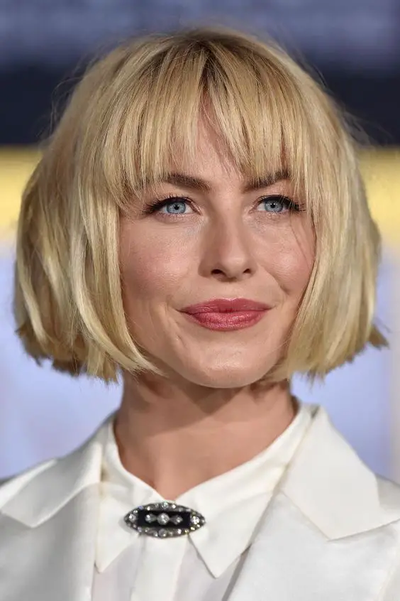10 Charming Short Hairstyles with Bangs for Older Women Face-framing-short-bob-with-bangs