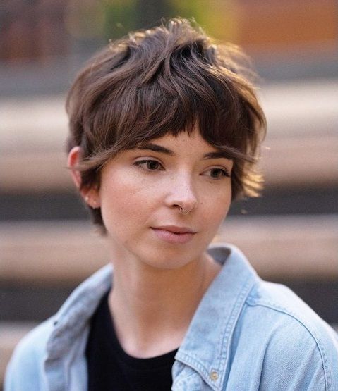 10 Charming Short Hairstyles with Bangs for Older Women Shaggy-pixie-cut-with-bangs
