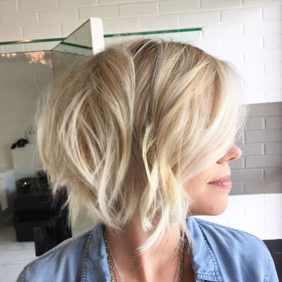 Cute Short Haircuts for Women that Last Forever! Short_Blonde_4