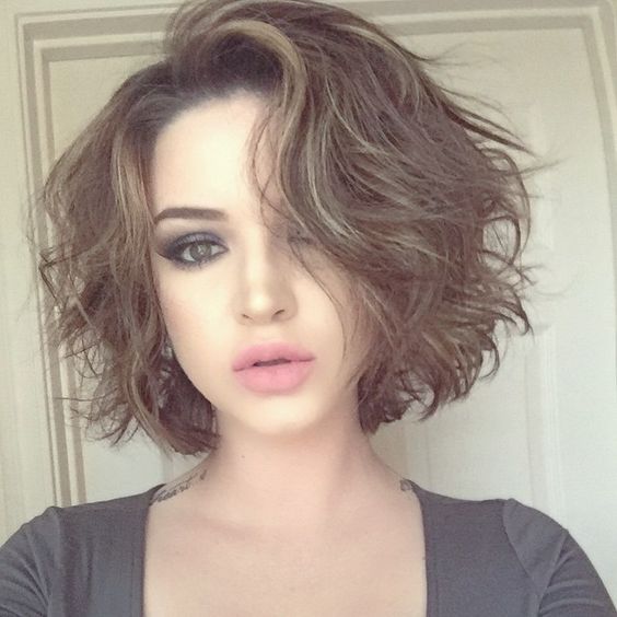 Cute Short Haircuts for Women that Last Forever! Tidy_Sassy_Style_