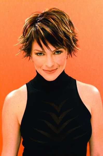 16 Fantastic Short Haircuts for Thick Hair that You Should Try Thick-razor-haircuts