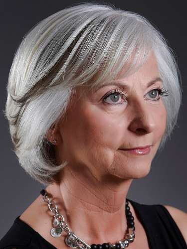 Easy Hairstyles for 60 Year Old Woman with Not-Too-Long Hair easy_hairstyle_bob_women_60_1