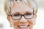 Short Hairstyles for Over 60 with Glasses to Look Fresh and Young blonde_pixie_over_60_7-150x100