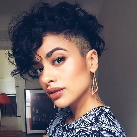 Elegant Natural Curly Short Haircuts