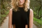 Recommended Short Curly Hairstyles for Round Face volume_layer_packed_lob_hairstyle_14-150x100