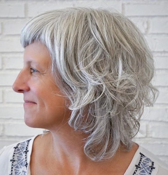 15 Trendy Short Hairstyles for Women with Gray Hair Shaggy-gray-haircut