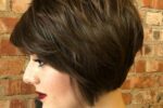 Stacked Neckline Haircut