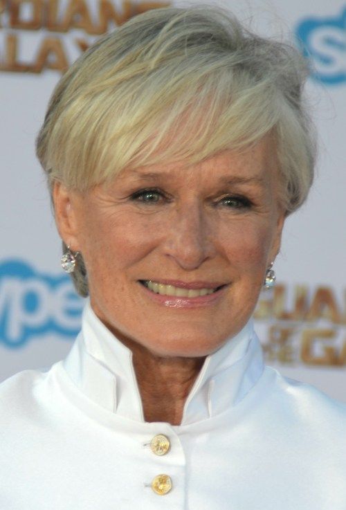 golden short hairstyle for women over 50