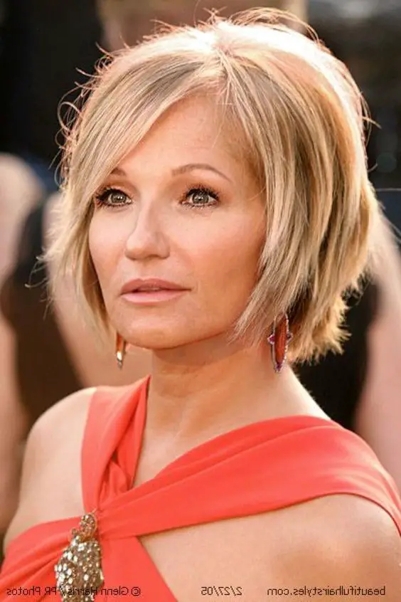 perfect-layered-bob-hairstyle-for-women-over-50 - Short Hairstyles 2018