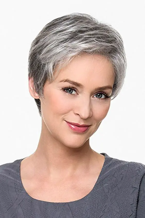 very short hairstyle for older women with thick hair 
