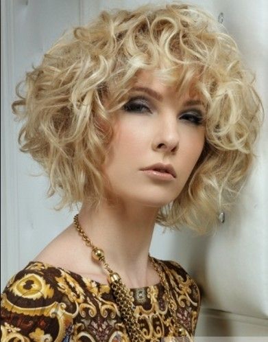 20 Fabulous Blonde Hairstyles for Women with Short Hair Curly-Layered-Wedge-Cut
