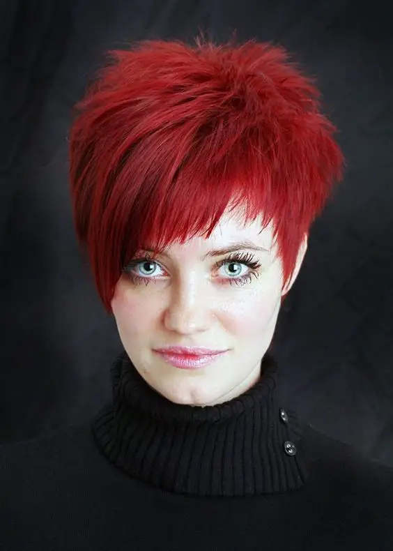 20 Appealing Short Edgy Haircuts for Women that on Trends Right Now Extreme-spiky-haircuts