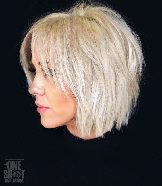 20 Classy and Low Maintenance Short Bob with Bangs for Older Women Jagged-bob