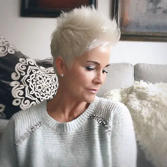 20 Best Short Hairstyles for Women Over 60 with Thick Hair (Updated 2022) Sassy-and-messy-haircut